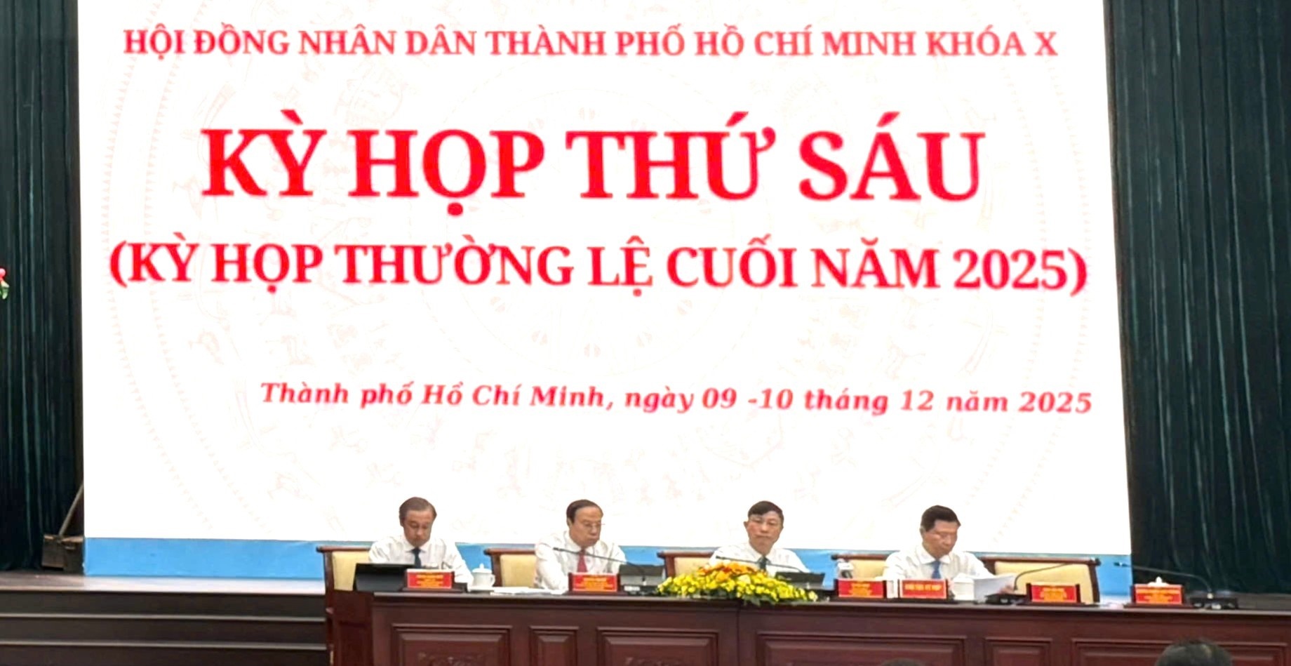 HĐND TP. Hồ Chí Minh xem xét hàng loạt nội dung để kinh tế phát triển