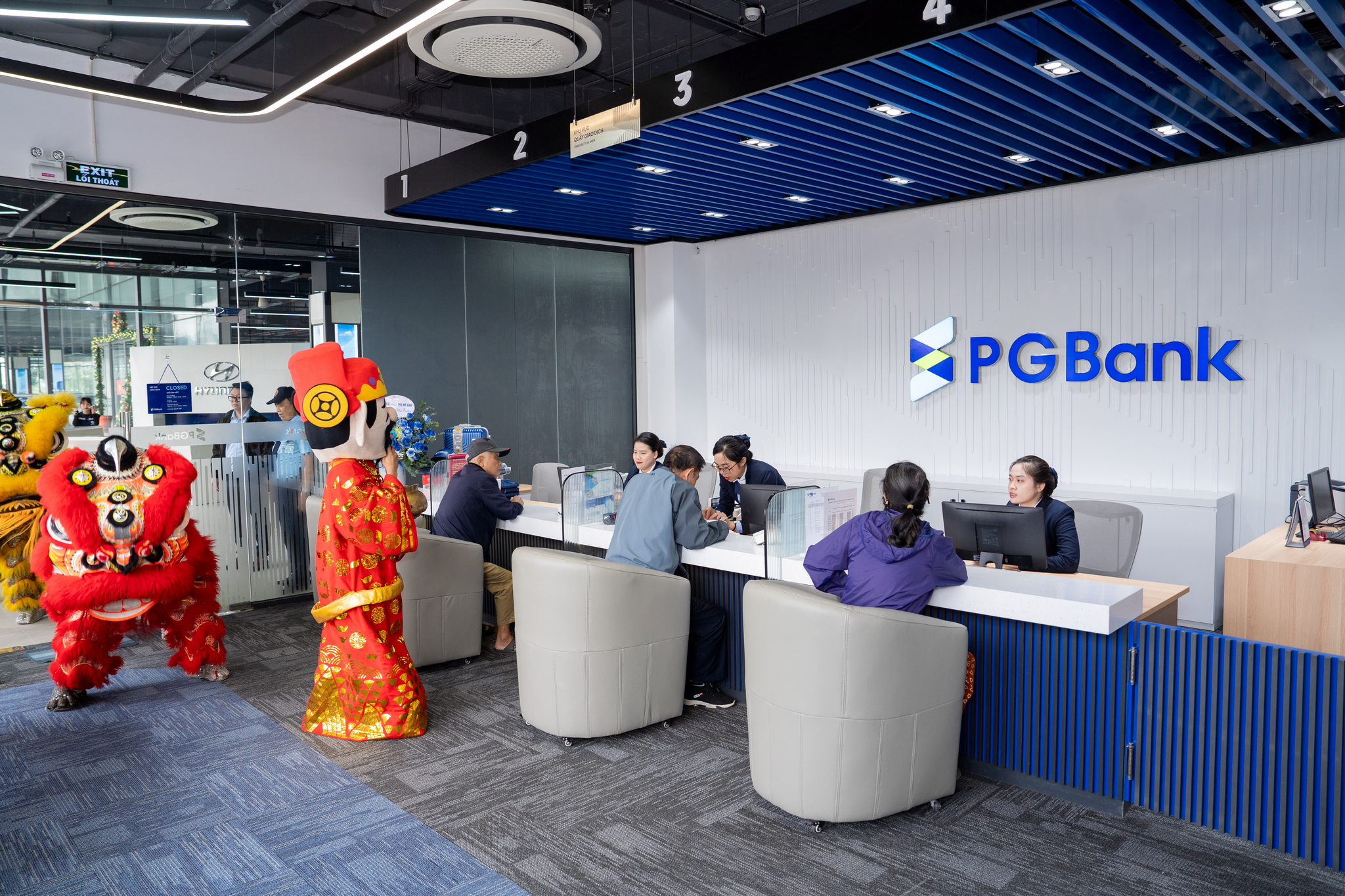 PGBank khai trương trụ sở mới Phòng giao dịch Tam Trinh PGBank khai trương trụ sở mới Phòng giao dịch Tam Trinh