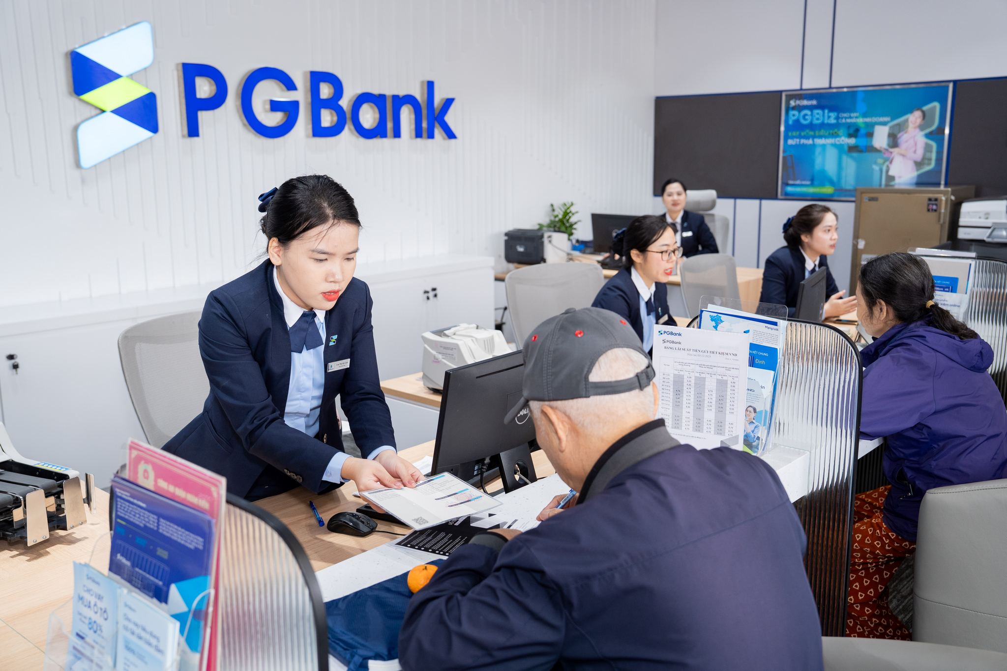 PGBank khai trương trụ sở mới Phòng giao dịch Tam Trinh