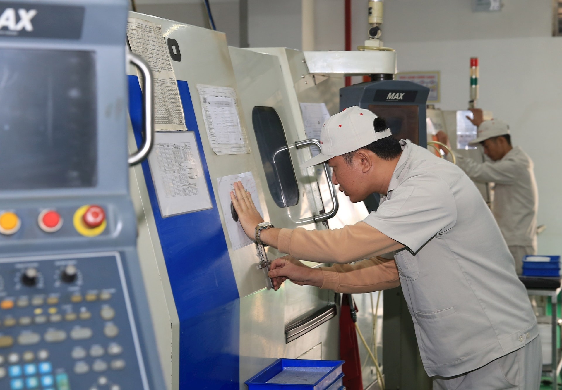 Sản xuất thiết bị máy công nghiệp tại Công ty cổ phần Cơ khí chính xác và chuyển giao công nghệ Sản xuất thiết bị máy công nghiệp tại Công ty cổ phần Cơ khí chính xác và chuyển giao công nghệ