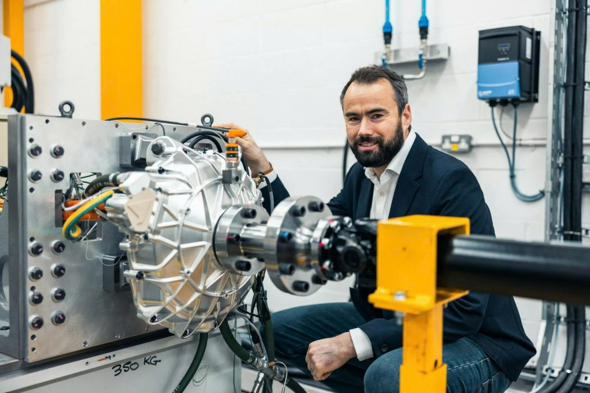 Vì sao Mercedes tin rằng xe điện tương lai có thể không cần phanh sau? Vì sao Mercedes tin rằng xe điện tương lai có thể không cần phanh sau?