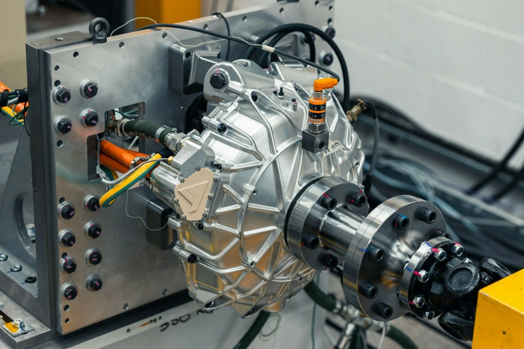 Vì sao Mercedes tin rằng xe điện tương lai có thể không cần phanh sau? Vì sao Mercedes tin rằng xe điện tương lai có thể không cần phanh sau?