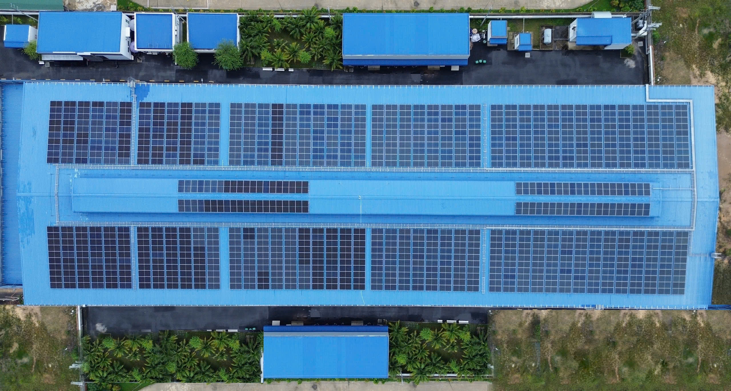 Hệ thống điện mặt trời giúp tiết kiệm điện Hệ thống điện mặt trời giúp tiết kiệm điện