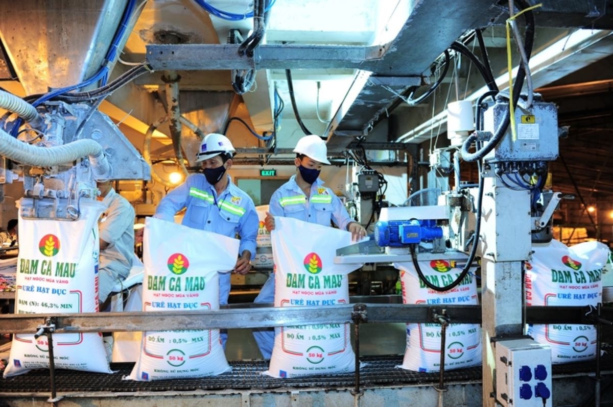 Công nghiệp hóa chất Việt đối mặt “vòng xoáy kép” ESG Công nghiệp hóa chất Việt đối mặt “vòng xoáy kép” ESG