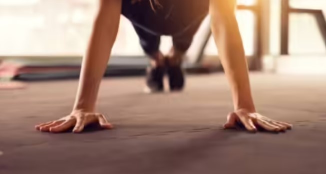 Những sai lầm lớn nhất khi chống đẩy khiến chúng trở nên vô dụng