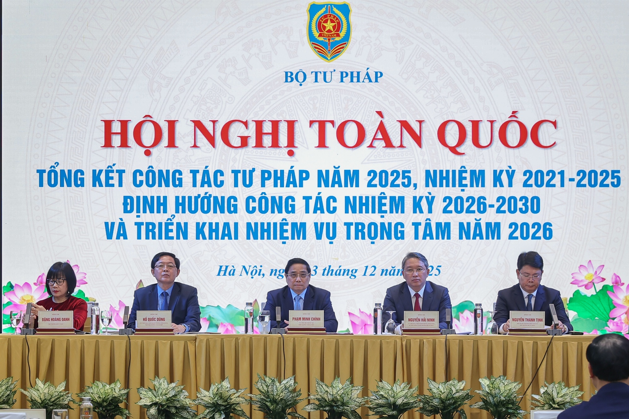 Thủ tướng Phạm Minh Chính dự Hội nghị toàn quốc tổng kết công tác tư pháp năm 2025 - Ảnh: VGP/Nhật Bắc Thủ tướng Phạm Minh Chính dự Hội nghị toàn quốc tổng kết công tác tư pháp năm 2025 - Ảnh: VGP/Nhật Bắc