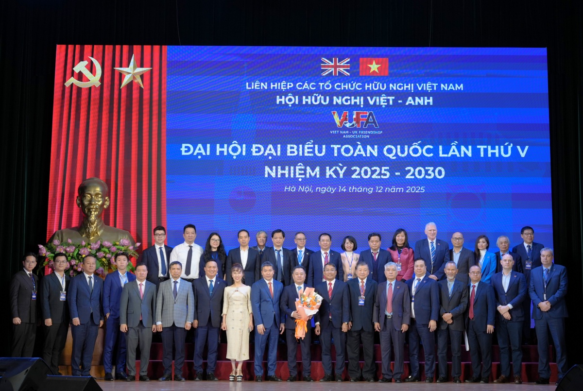 Phó Thống đốc NHNN Nguyễn Ngọc Cảnh được bầu làm Chủ tịch Hội Hữu nghị Việt - Anh khóa V Phó Thống đốc NHNN Nguyễn Ngọc Cảnh được bầu làm Chủ tịch Hội Hữu nghị Việt - Anh khóa V