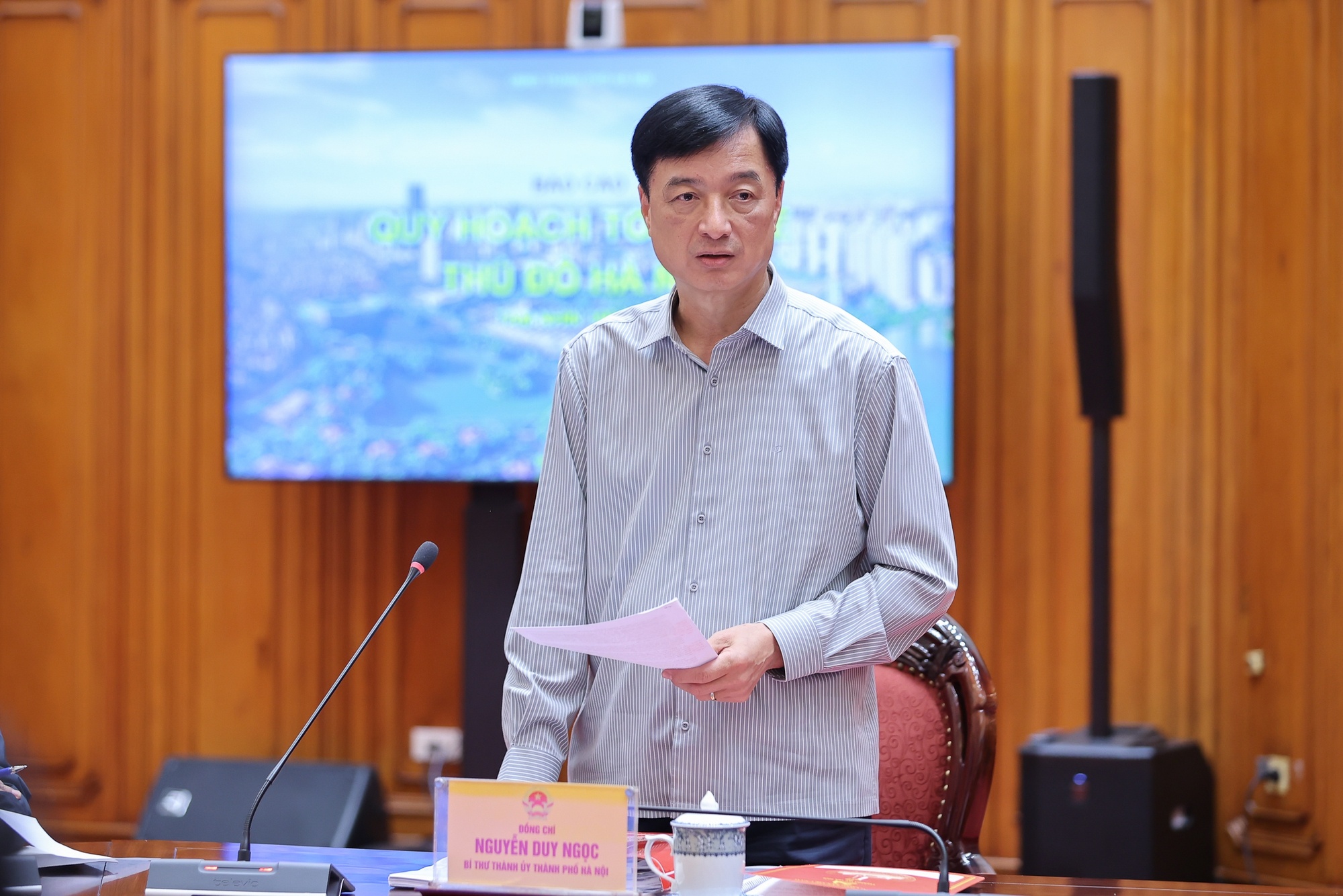 Bí thư Thành ủy Hà Nội Nguyễn Duy Ngọc phát biểu - Ảnh: VGP/Nhật Bắc Bí thư Thành ủy Hà Nội Nguyễn Duy Ngọc phát biểu - Ảnh: VGP/Nhật Bắc