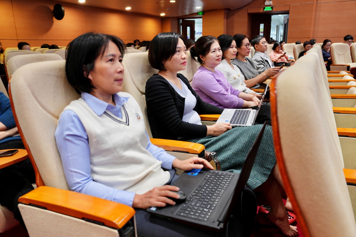 NHNN triển khai chương trình đào tạo “AI thực chiến” ứng dụng vào nghiệp vụ NHNN triển khai chương trình đào tạo “AI thực chiến” ứng dụng vào nghiệp vụ