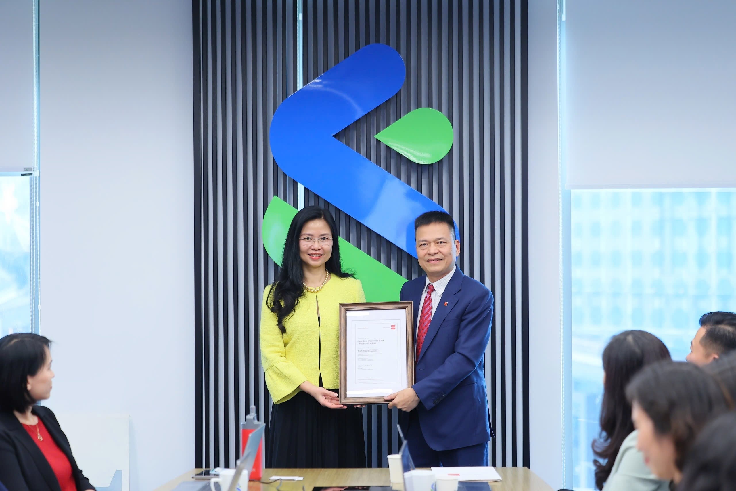 Standard Chartered Việt Nam được công nhận là Tổ chức đạt chuẩn quốc tế ACCA Standard Chartered Việt Nam được công nhận là Tổ chức đạt chuẩn quốc tế ACCA
