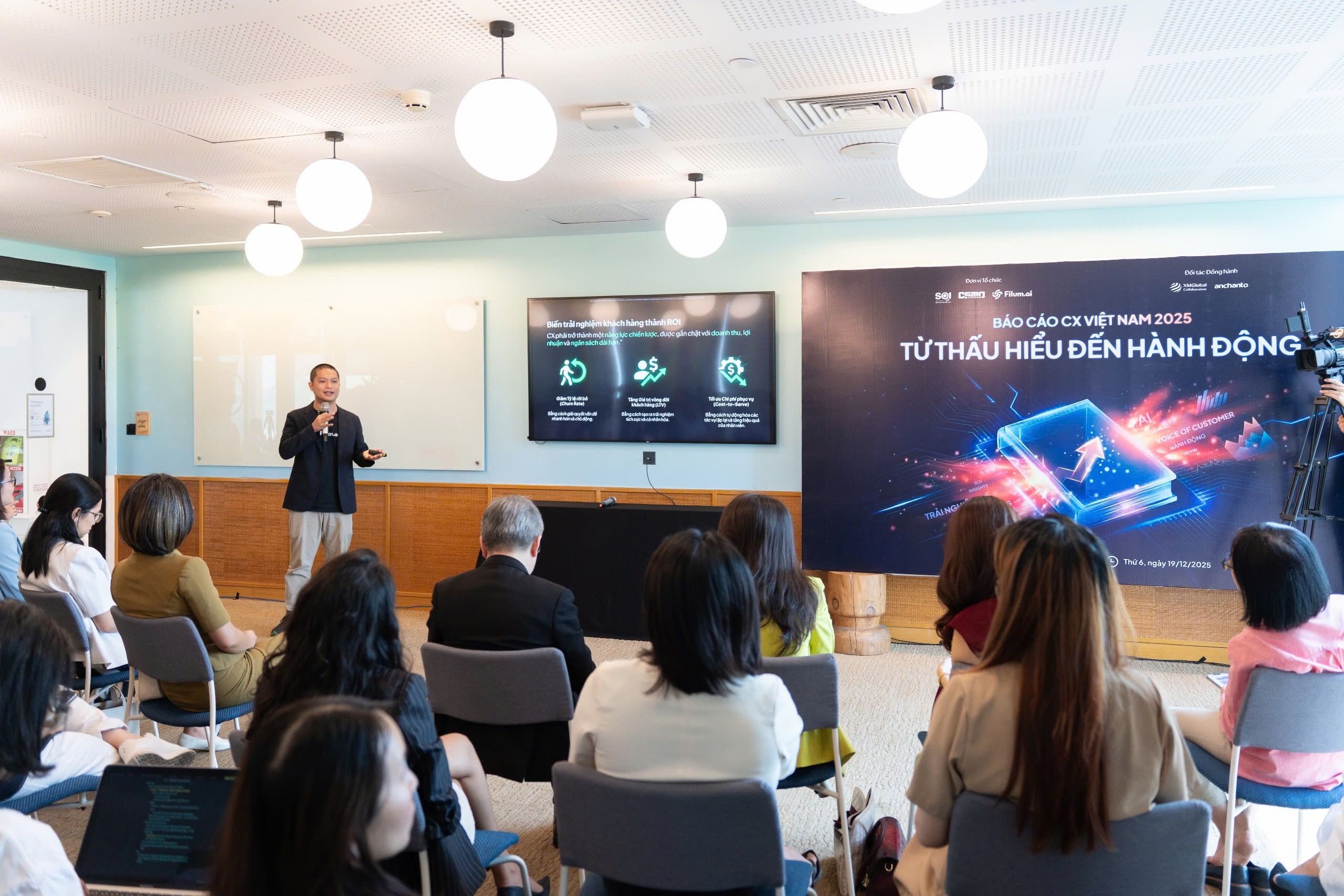 Báo cáo Trải nghiệm khách hàng Việt Nam 2025 và hành động cho doanh nghiệp Việt