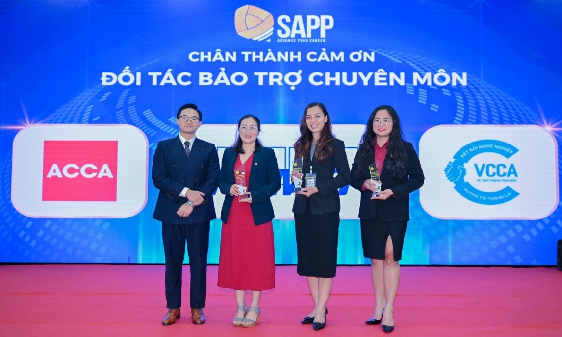 Lộ trình áp dụng IFRS - xu hướng tất yếu với doanh nghiệp Việt Nam