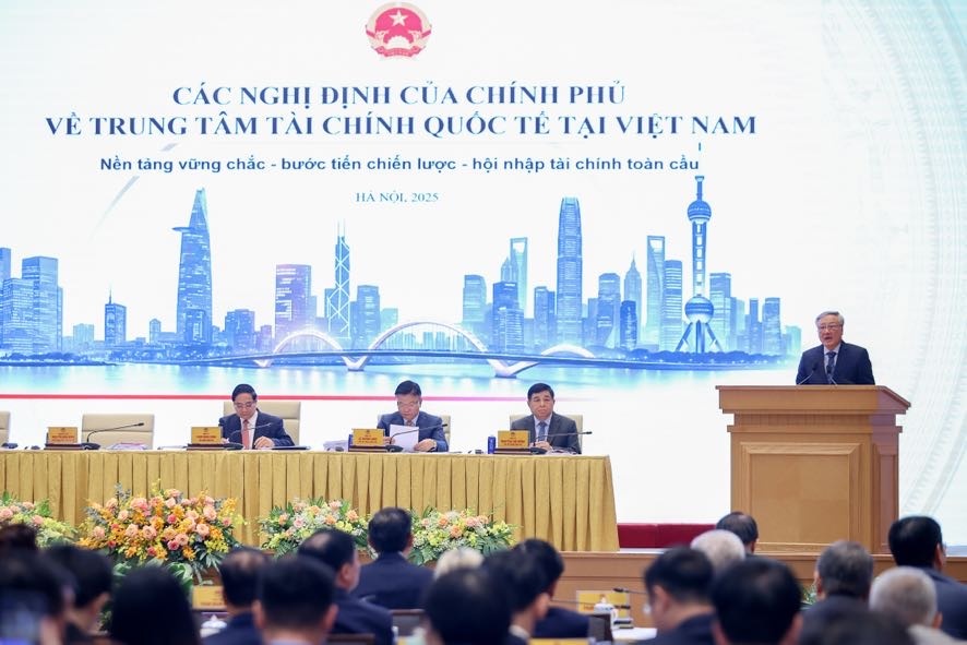 Phó Thủ tướng Thường trực Nguyễn Hòa Bình phát biểu tại sự kiện- Ảnh: VGP/Nhật Bắc