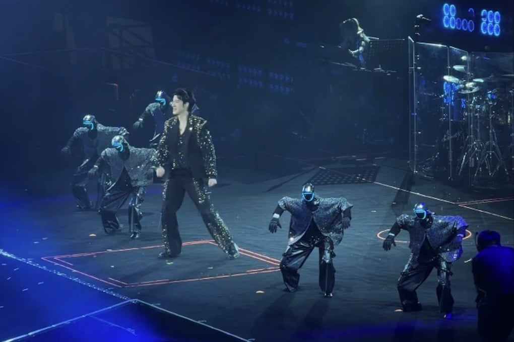 Elon Musk ấn tượng trước khả năng của robot hình người Trung Quốc