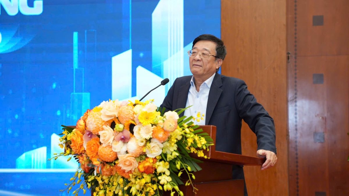 Ông Nguyễn Quốc Hùng - Phó Chủ tịch kiêm Tổng Thư ký Hiệp hội Ngân hàng Việt Nam phát biểu tại diễn đàn