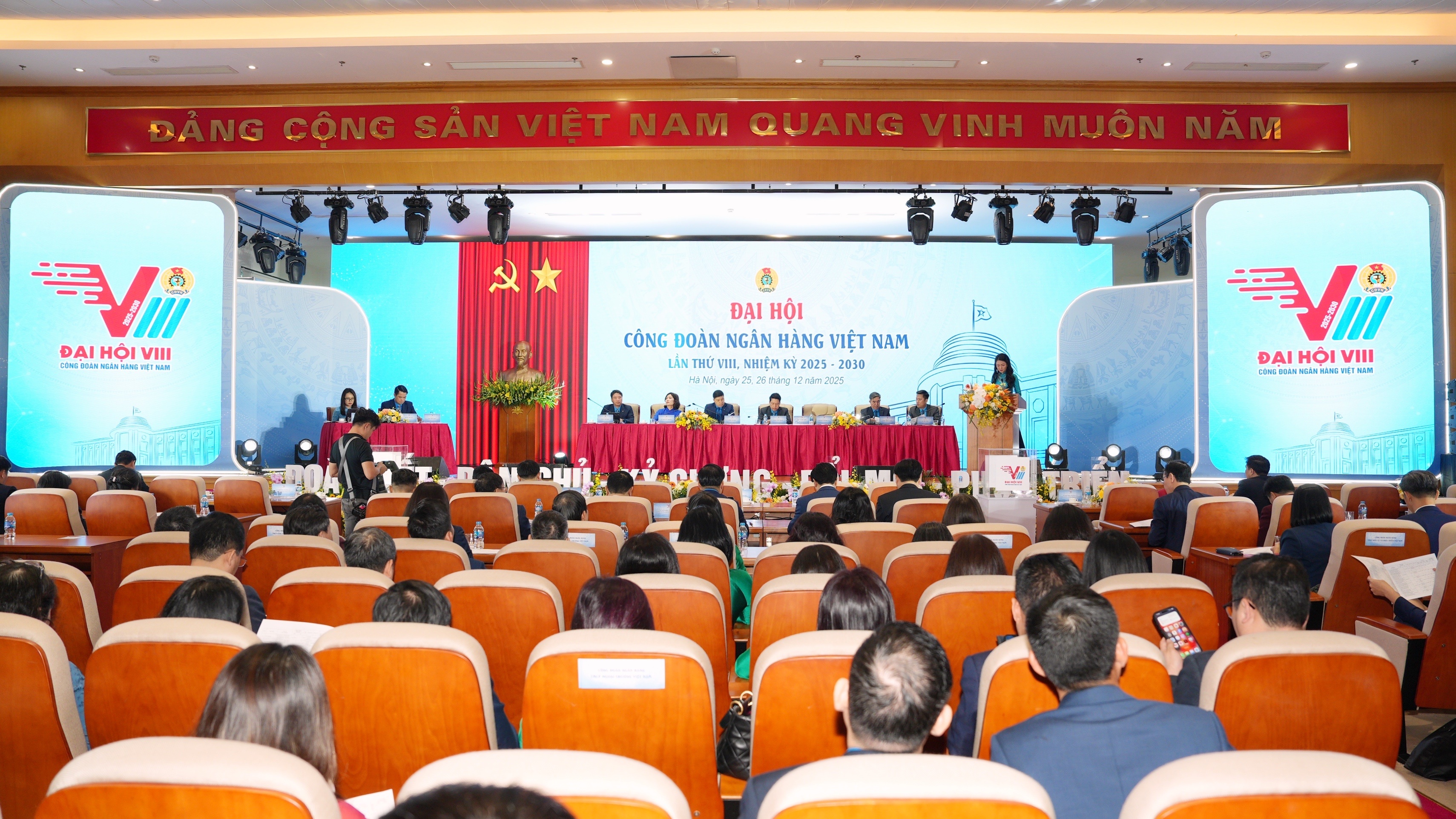 Đại hội Công đoàn Ngân hàng Việt Nam lần thứ VIII: Đoàn kết - Dân chủ - Kỷ cương - Đổi mới - Phát triển