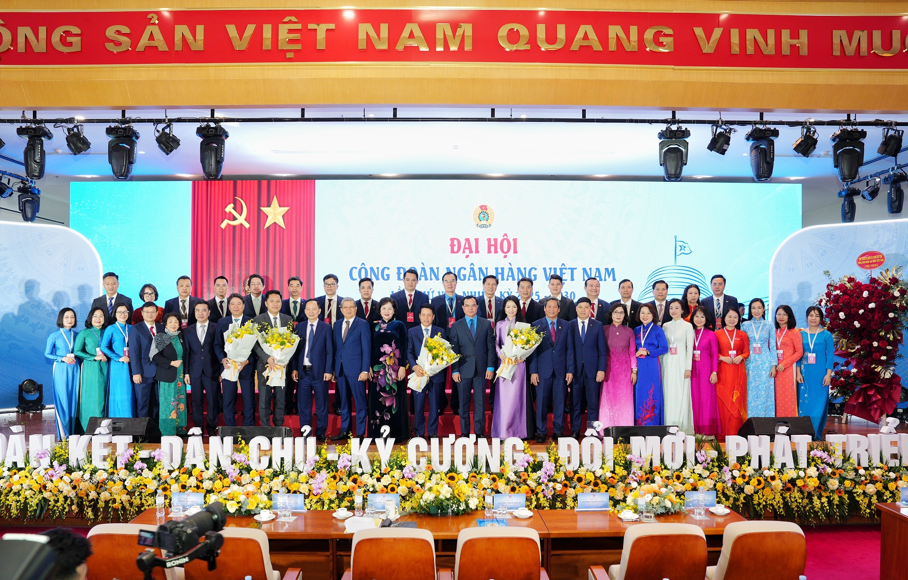 Công đoàn Ngân hàng Việt Nam quyết tâm hoàn thành xuất sắc nhiệm vụ trong nhiệm kỳ mới