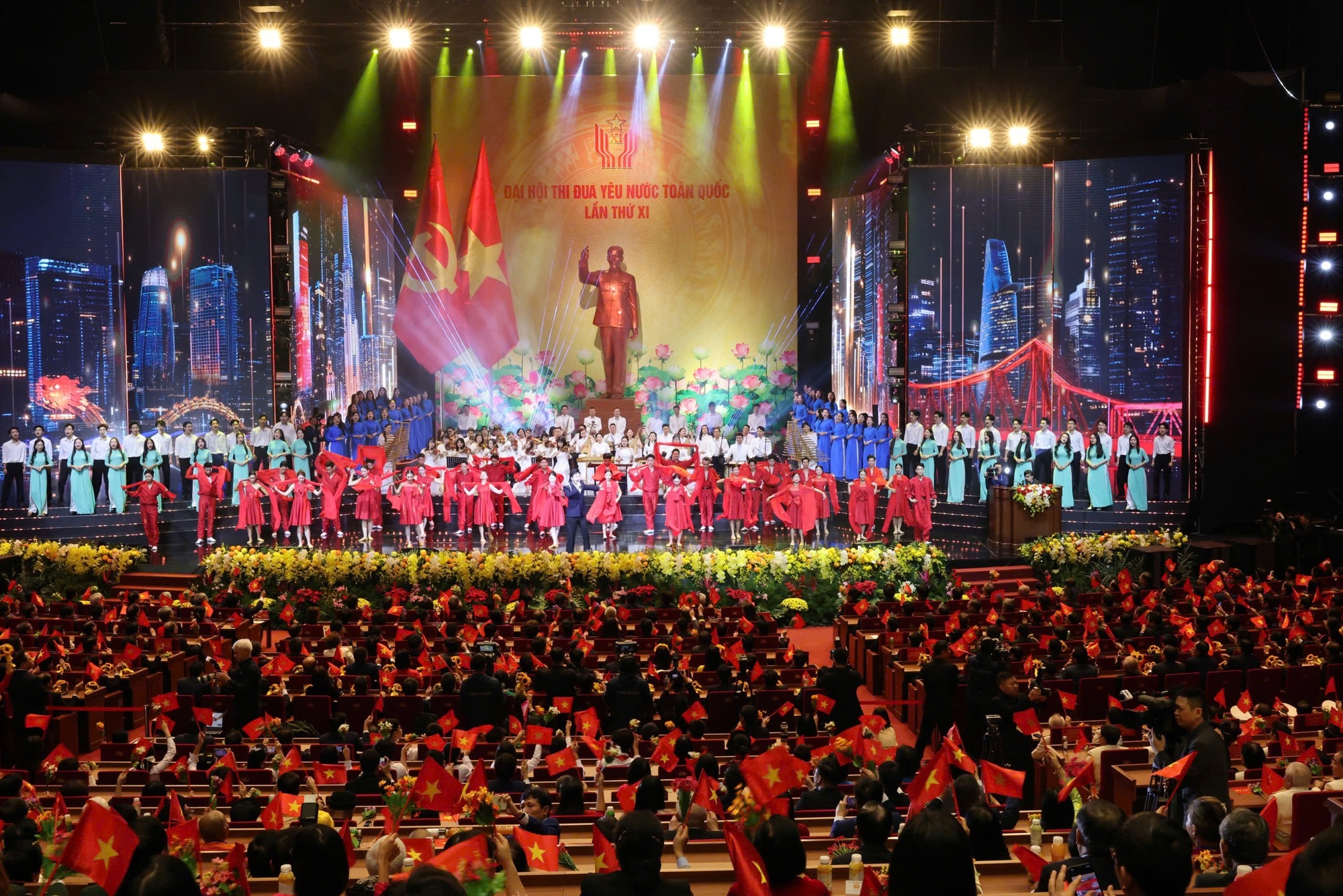 Chương trình nghệ thuật chào mừng - Ảnh: VGP/Nhật Bắc Chương trình nghệ thuật chào mừng - Ảnh: VGP/Nhật Bắc