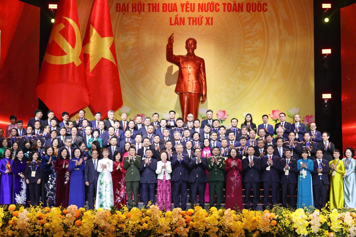 Đoàn đại biểu Ngân hàng Nhà nước Việt Nam tham dự Đại hội Thi đua yêu nước toàn quốc lần thứ XI