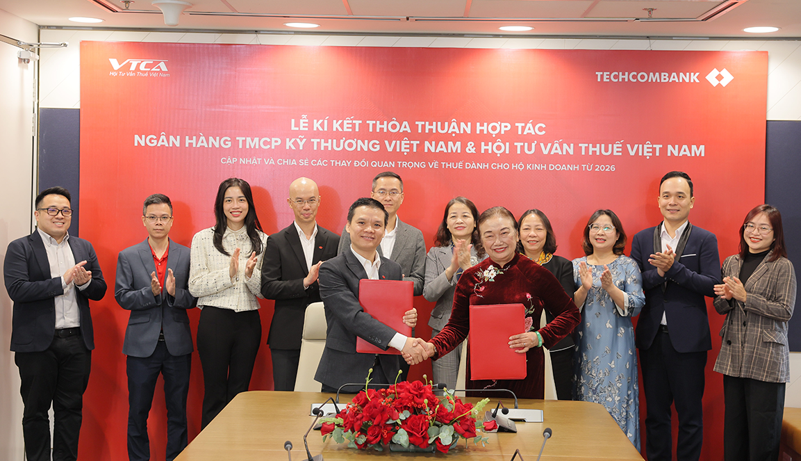 Techcombank hợp tác với Hội Tư vấn thuế Việt Nam hỗ trợ hộ kinh doanh