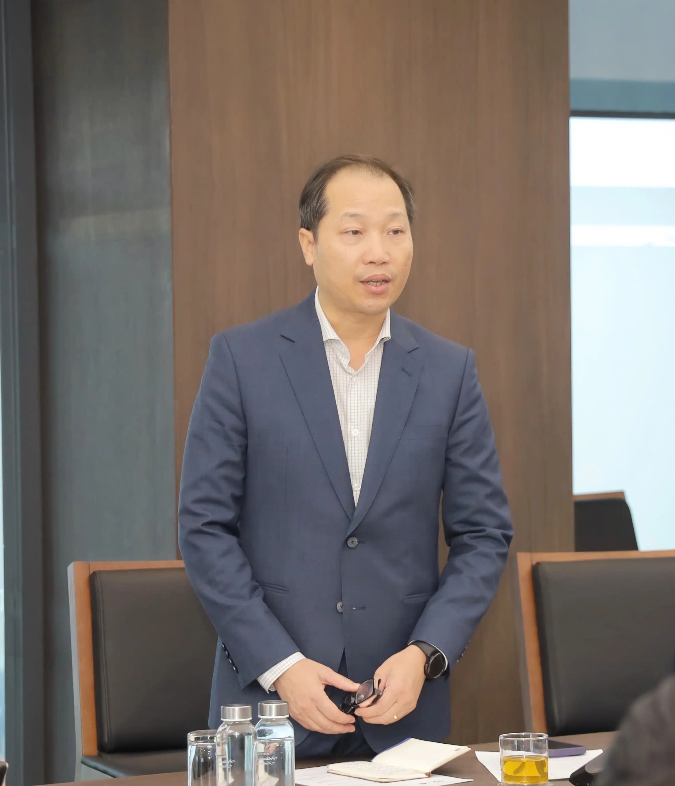 Lãnh đạo Bộ Công Thương làm việc với Petrolimex về đảm bảo nguồn cung xăng dầu