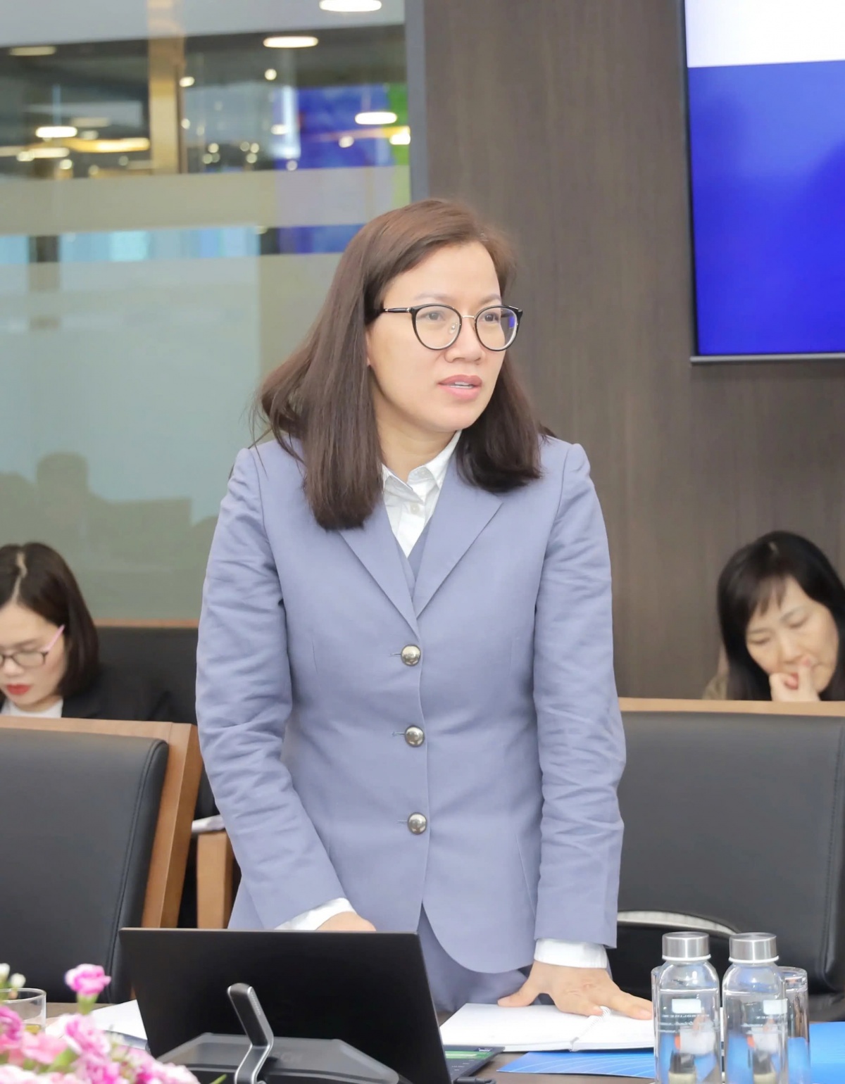 Lãnh đạo Bộ Công Thương làm việc với Petrolimex về đảm bảo nguồn cung xăng dầu