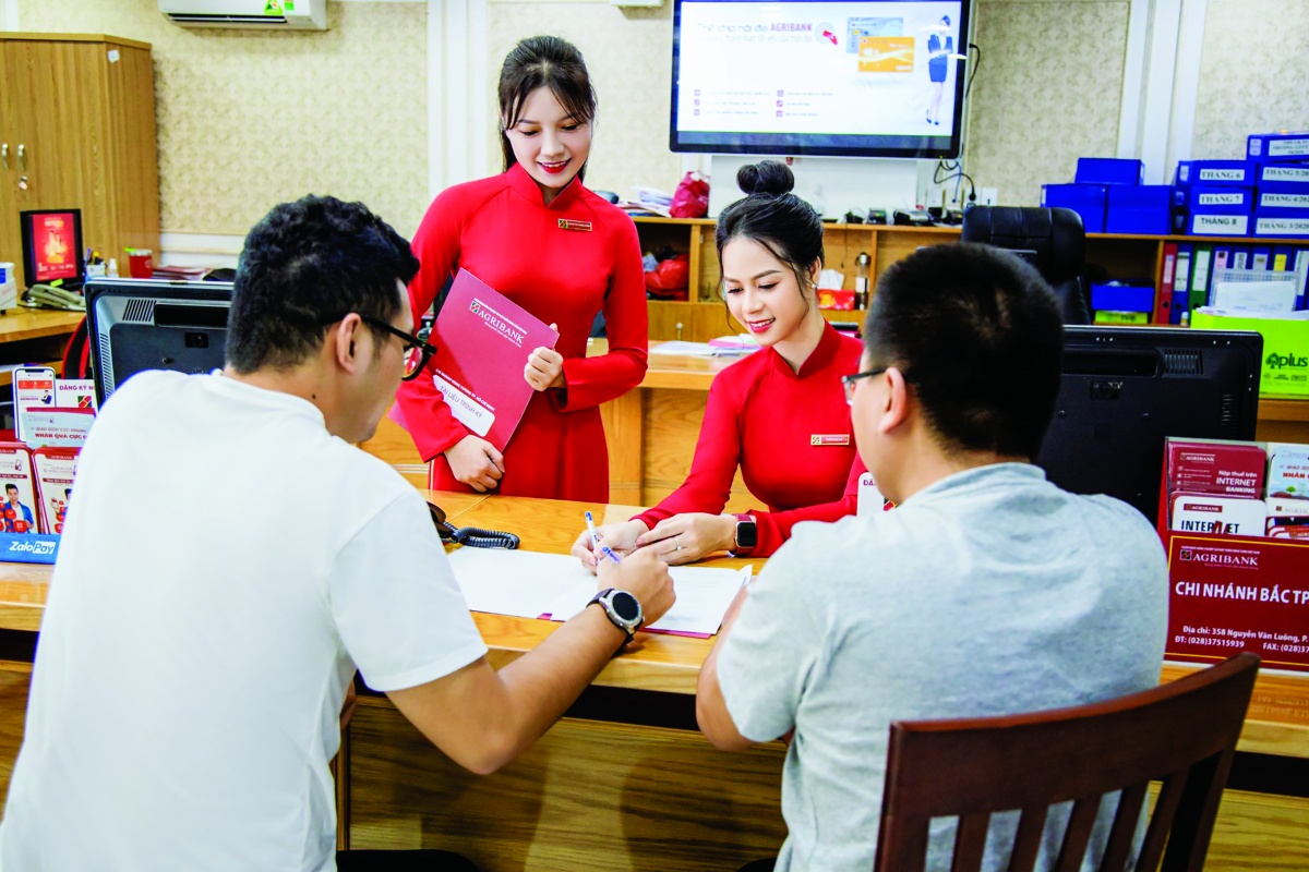 Kết quả hoạt động năm 2025 của Agribank đã ghi nhận những chuyển biến rất tích cực, tạo bước bứt phá rõ nét Kết quả hoạt động năm 2025 của Agribank đã ghi nhận những chuyển biến rất tích cực, tạo bước bứt phá rõ nét