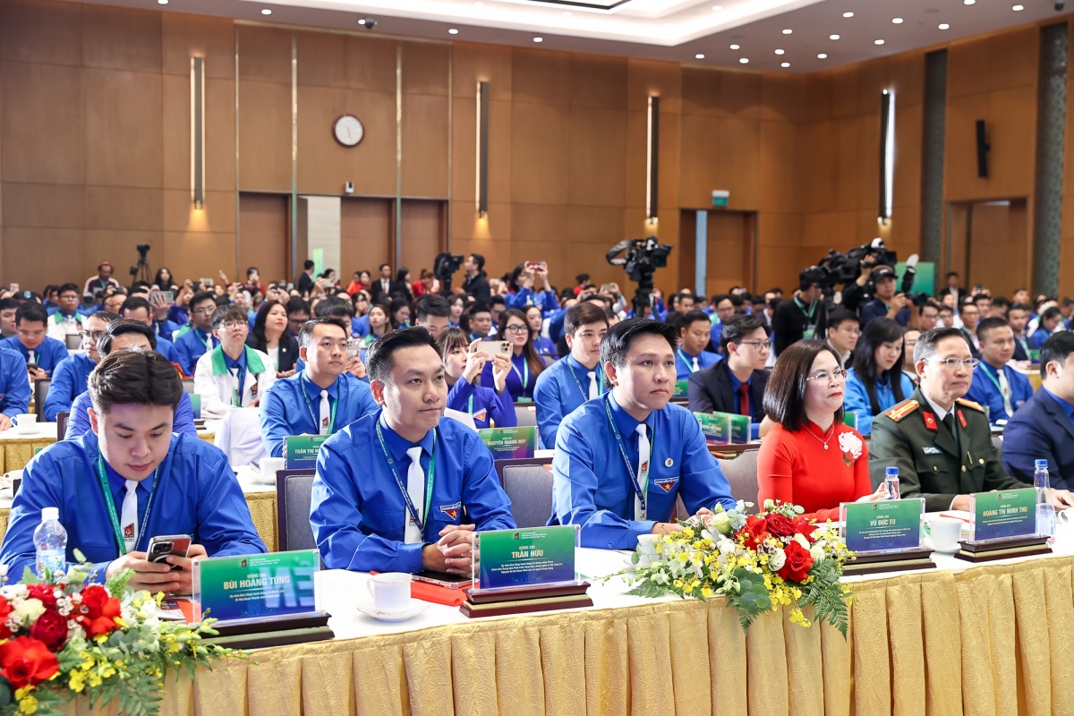 Thủ tướng Chính phủ Phạm Minh Chính: Thanh niên hãy luôn đam mê và làm việc hết mình Thủ tướng Chính phủ Phạm Minh Chính: Thanh niên hãy luôn đam mê và làm việc hết mình