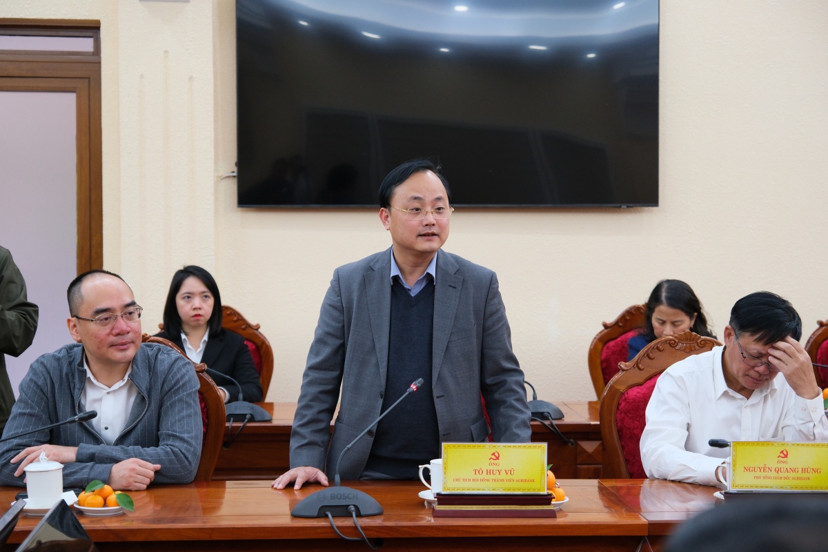 Agribank trao 5 tỷ đồng chăm lo an sinh xã hội tại Lâm Đồng