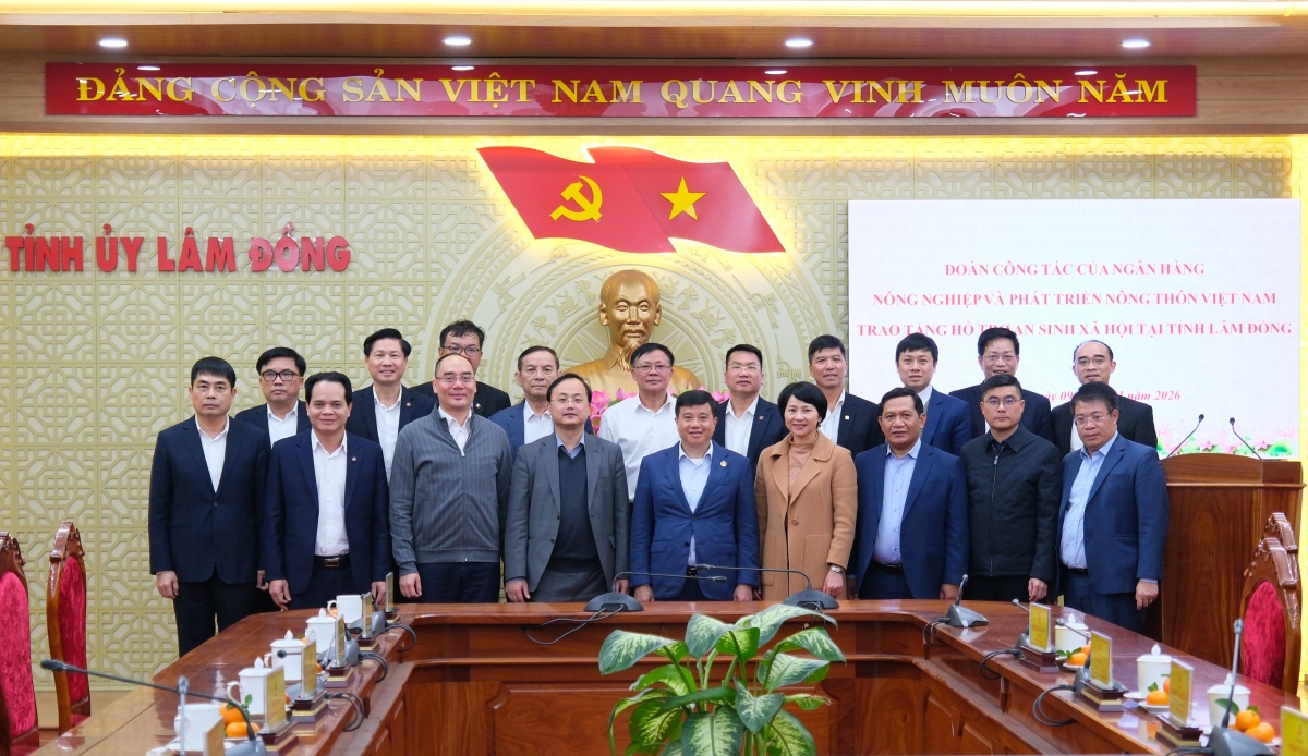 Agribank trao 5 tỷ đồng chăm lo an sinh xã hội tại Lâm Đồng