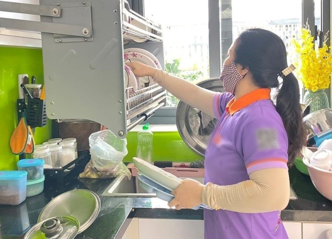 Tăng lương, thưởng tháng 13, vì sao vẫn “đỏ mắt” tìm người giúp việc?