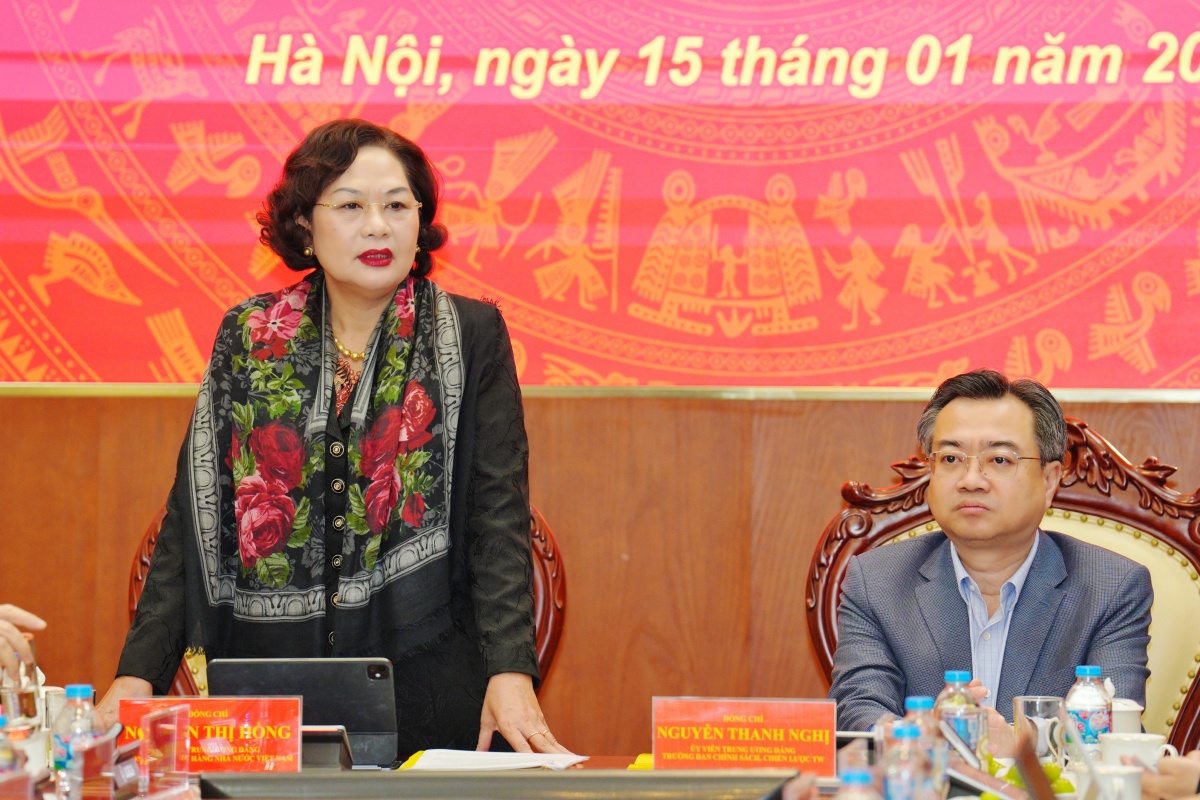 Đoàn công tác của Ban Chính sách, chiến lược Trung ương và Thường trực Ban Chỉ đạo làm việc với Đảng ủy NHNN về Tổng kết Nghị quyết số 05-NQ/TW