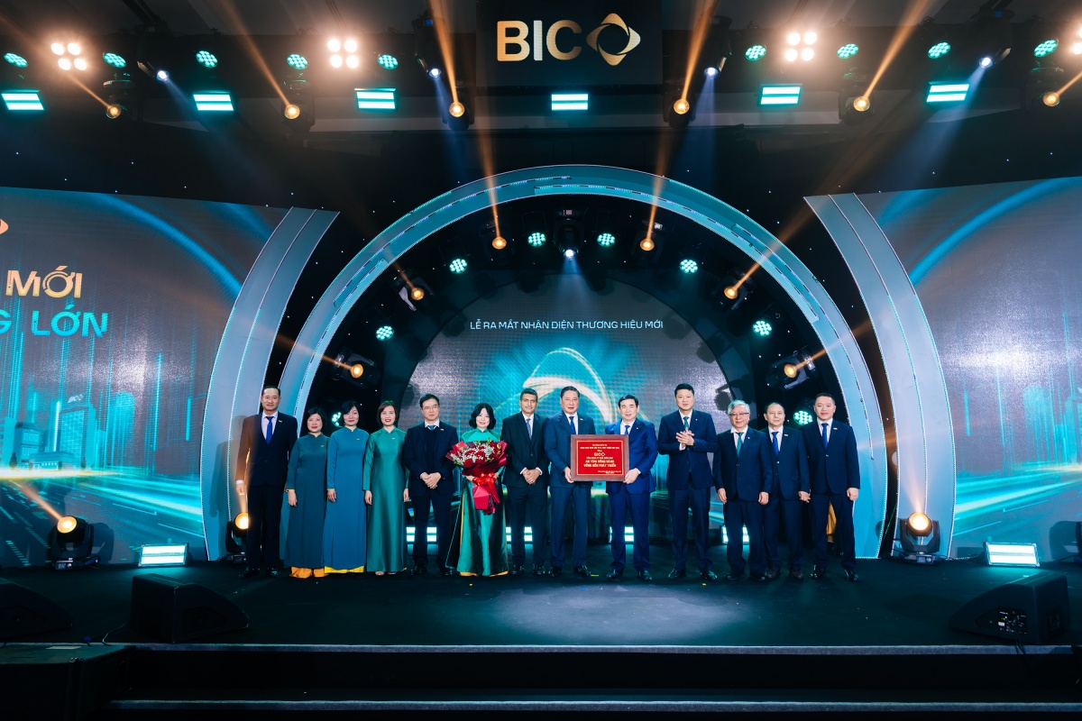 Ban l&atilde;nh đạo BIC c&ocirc;ng bố bộ nhận diện thương hiệu mới