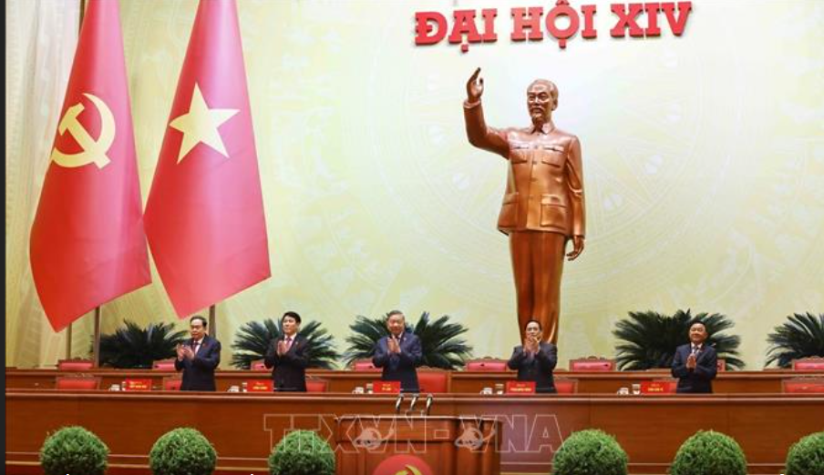 Các đồng chí lãnh đạo Đảng, Nhà nước chủ trì phiên họp trù bị