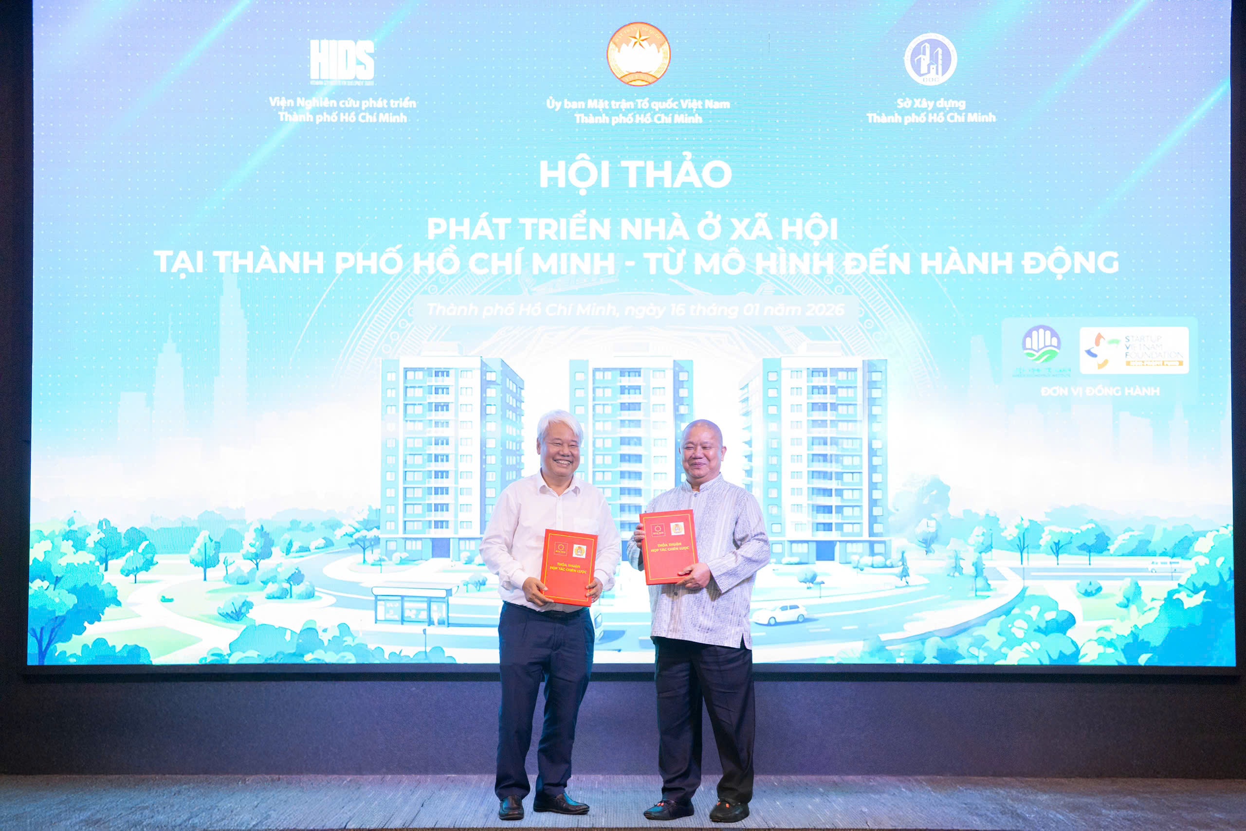 Trao thoả thuận hợp tác dự án phát triển tối thiểu 20.000 căn nhà xã hội