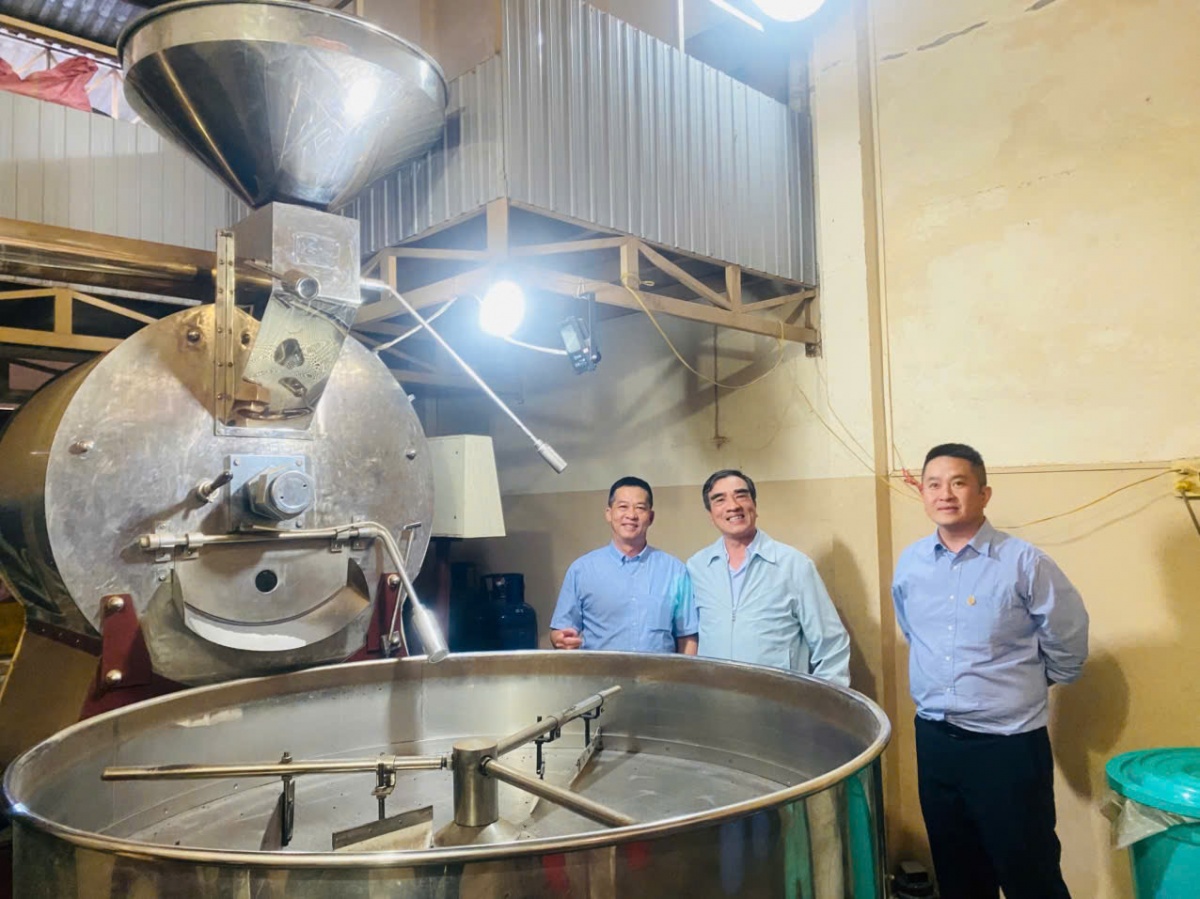 Từ sự tiếp sức của QTDND B’Lao, ông Nguyễn Thanh Lịch, đã mạnh dạn đầu tư dây chuyền chế biến hiện đại, mở rộng thị trường tiêu thụ từ Bắc vào Nam