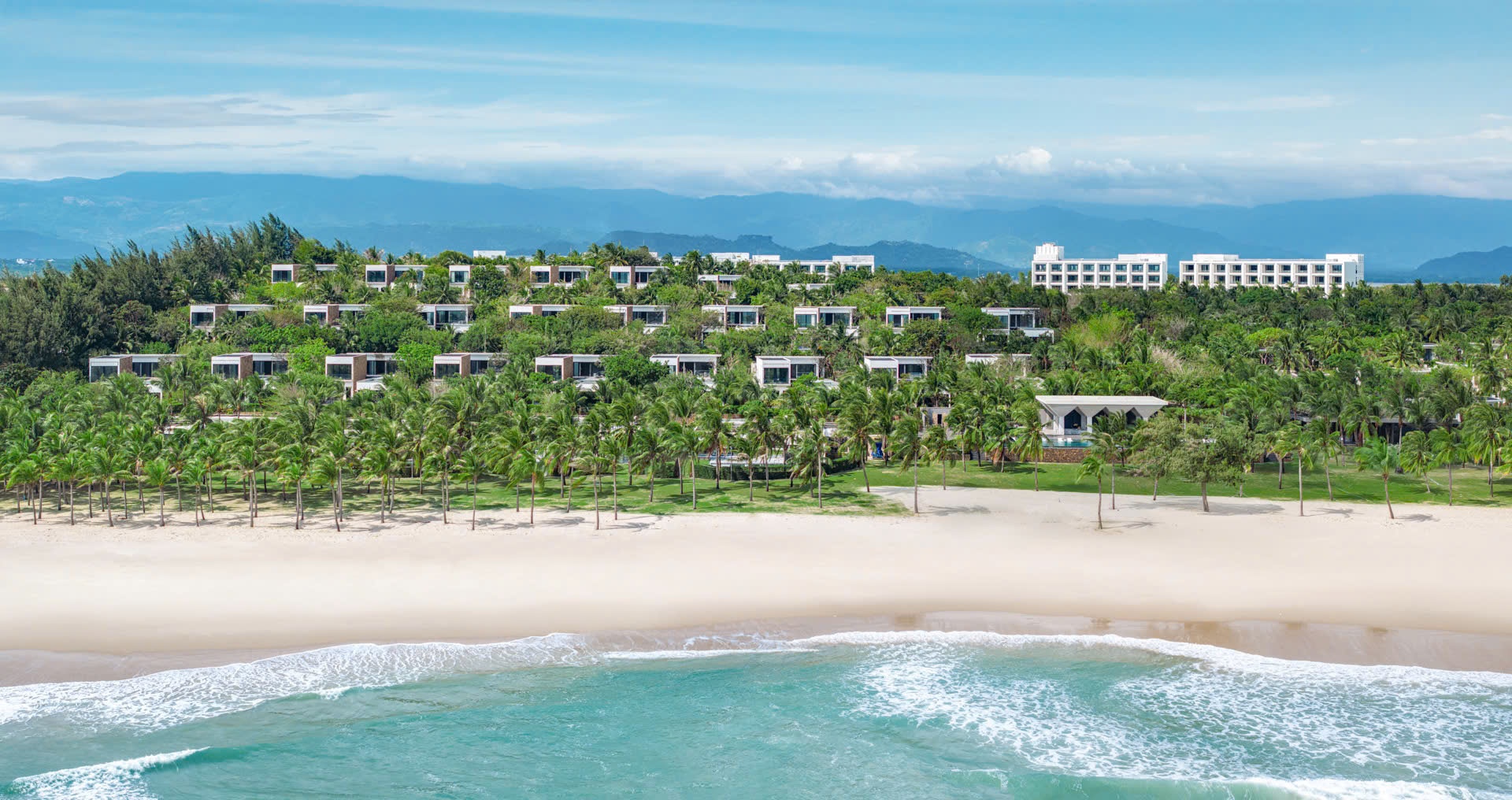 JW Marriott Cam Ranh Bay Resort & Spa của SonKim Land được vinh danh Dự án nghỉ dưỡng quốc tế xuất sắc nhất