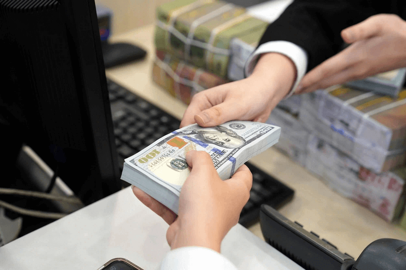 Ngân hàng tăng ưu đãi 'hút' kiều hối