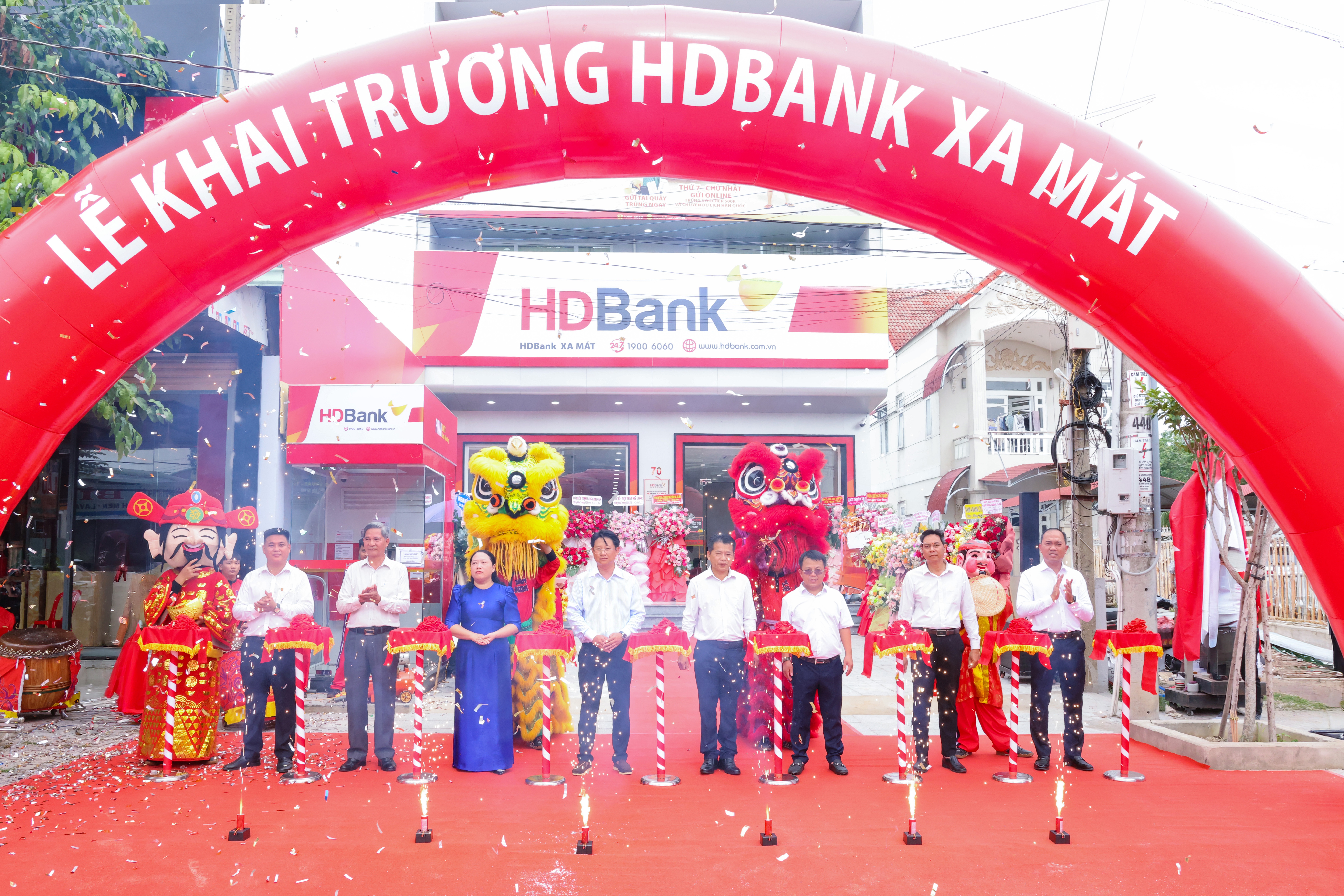 HDBank mở rộng mạng lưới, thúc đẩy kết nối tài chính tại khu vực Cửa khẩu quốc tế Xa Mát