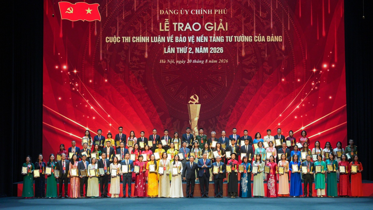 Đảng bộ NHNN xuất sắc đạt 14 giải thưởng tại Cuộc thi chính luận về bảo vệ nền tảng tư tưởng của Đảng trong Đảng bộ Chính phủ lần thứ 2