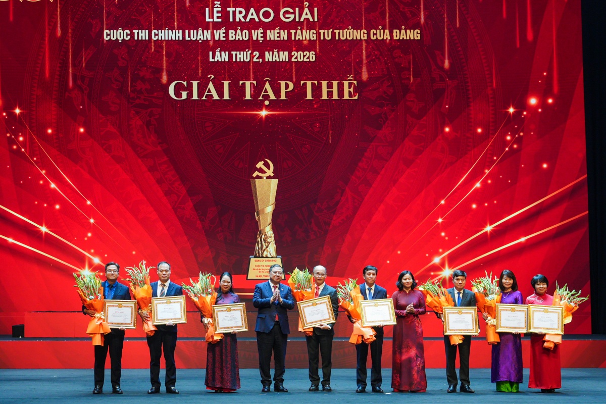 Đảng bộ NHNN xuất sắc đạt 14 giải thưởng tại Cuộc thi chính luận về bảo vệ nền tảng tư tưởng của Đảng trong Đảng bộ Chính phủ lần thứ 2