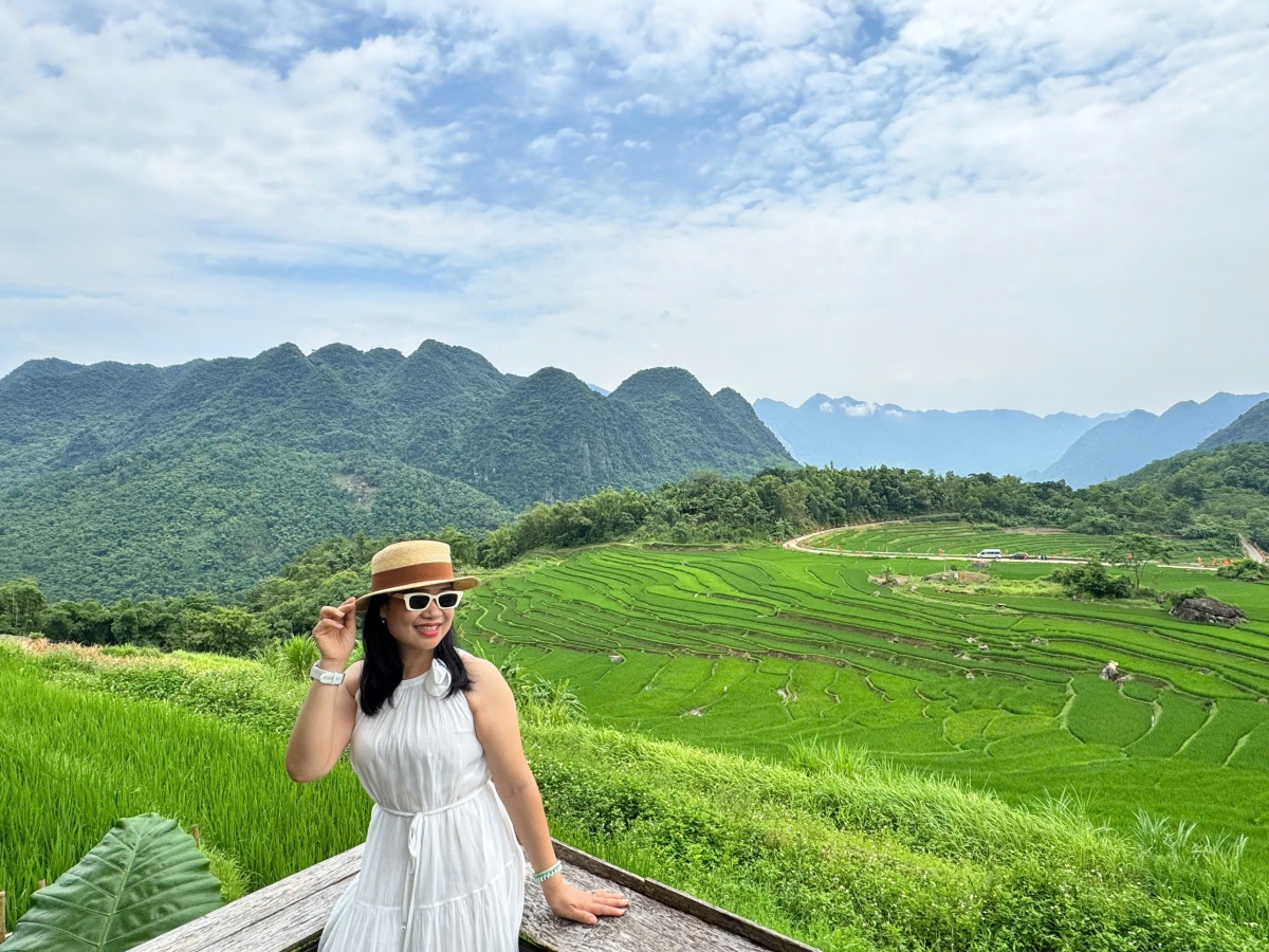 Pù Luông mùa lúa, vẻ đẹp xanh níu bước du khách.