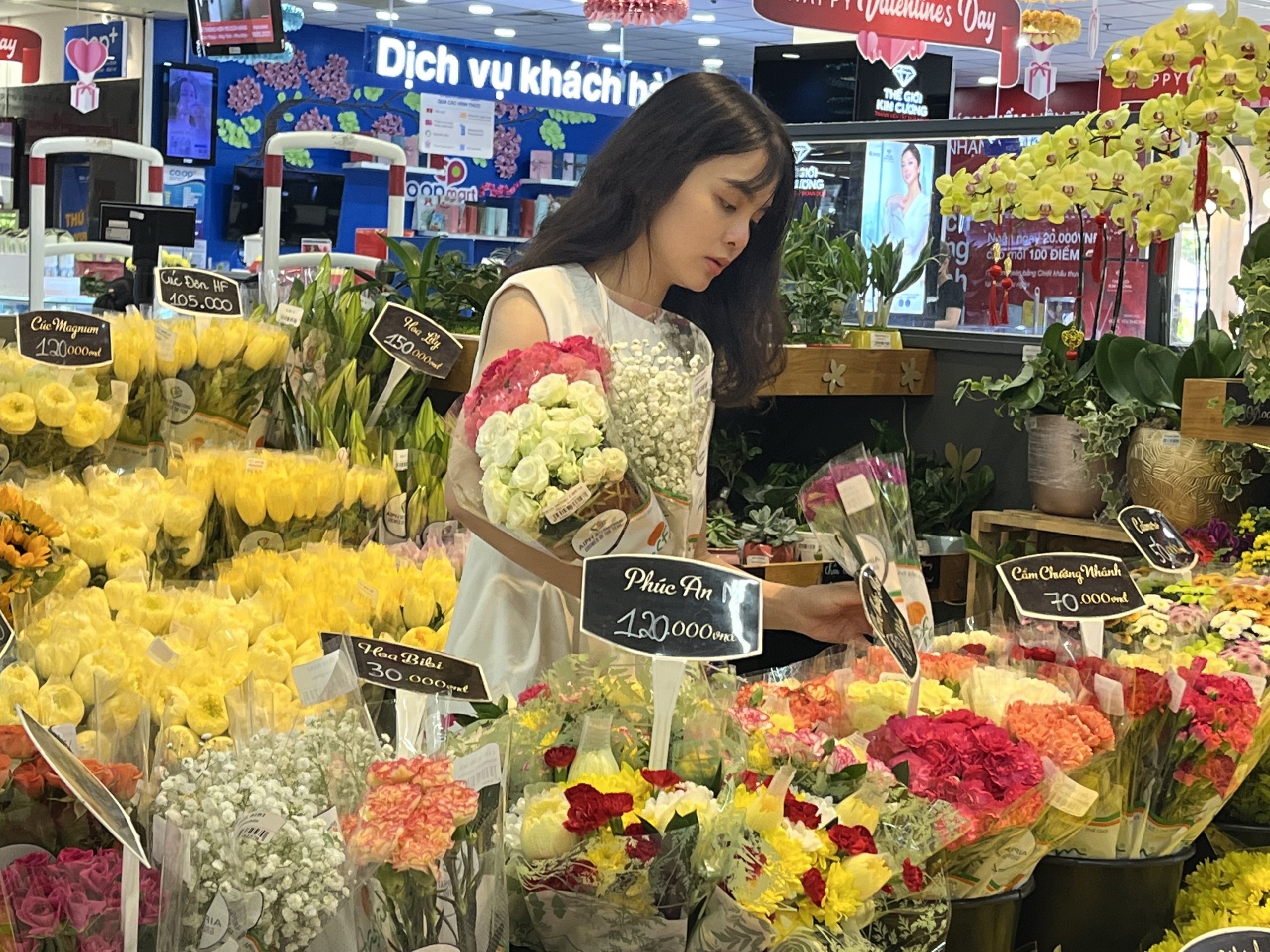 coopmart chuan bi nhieu loai qua dac sac cho mua valentine