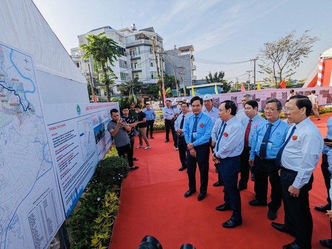 TP.HCM: 8.200 tỉ đồng dành cho dự án chỉnh trang kênh rạch tphcm 8200 ti dong danh cho du an chinh trang kenh rach