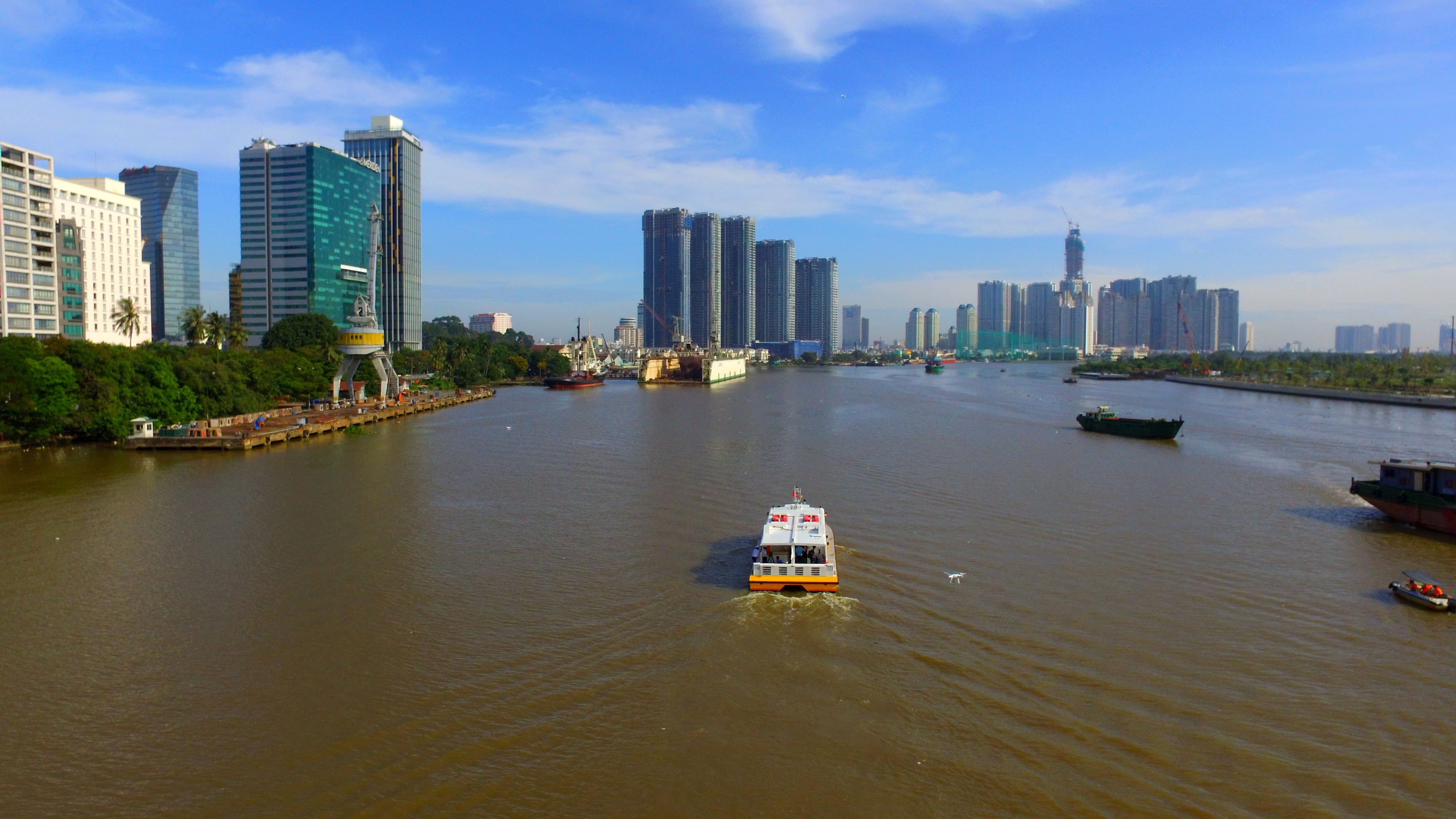 Phát triển du lịch đường thủy thành sản phẩm đặc trưng phat trien du lich duong thuy thanh san pham dac trung
