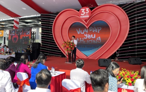 hon 999 gia dinh cung saigon coop xac lap ky luc viet nam