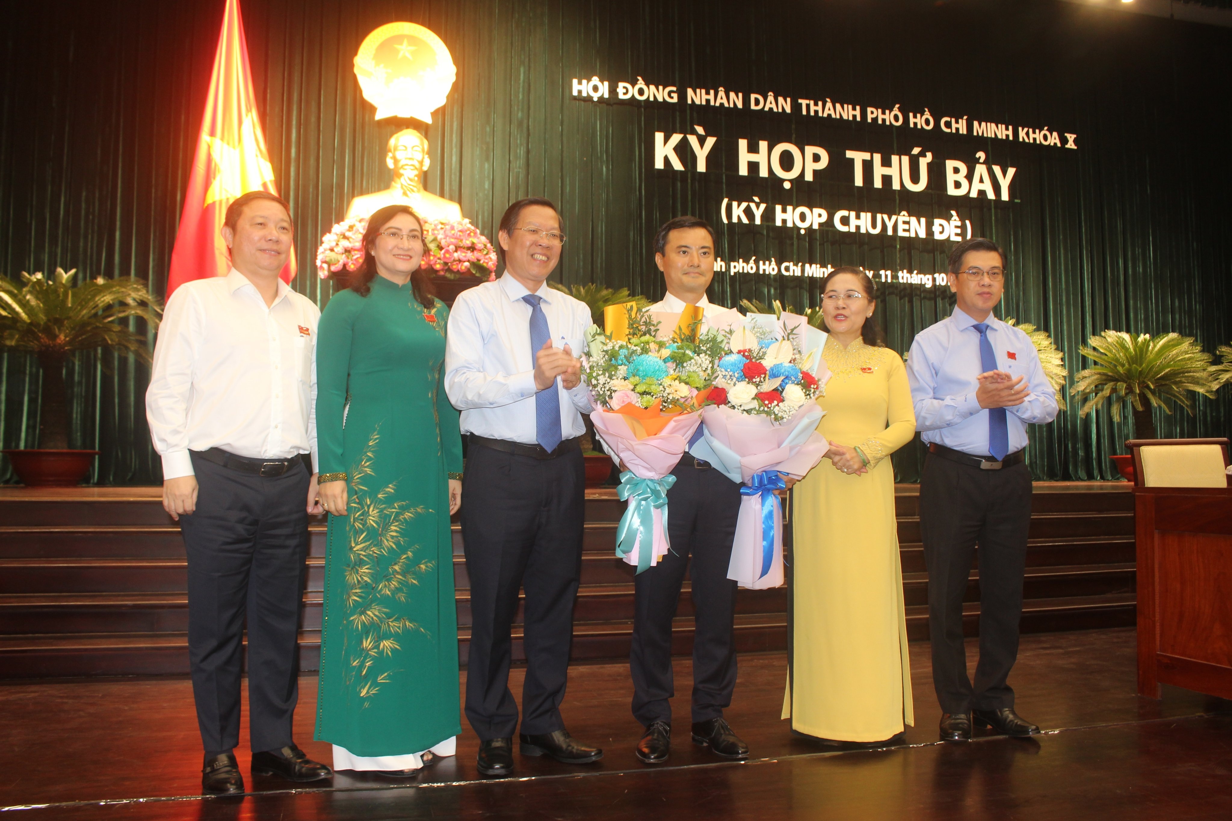 ong bui xuan cuong duoc bau lam pho chu tich ubnd tphcm