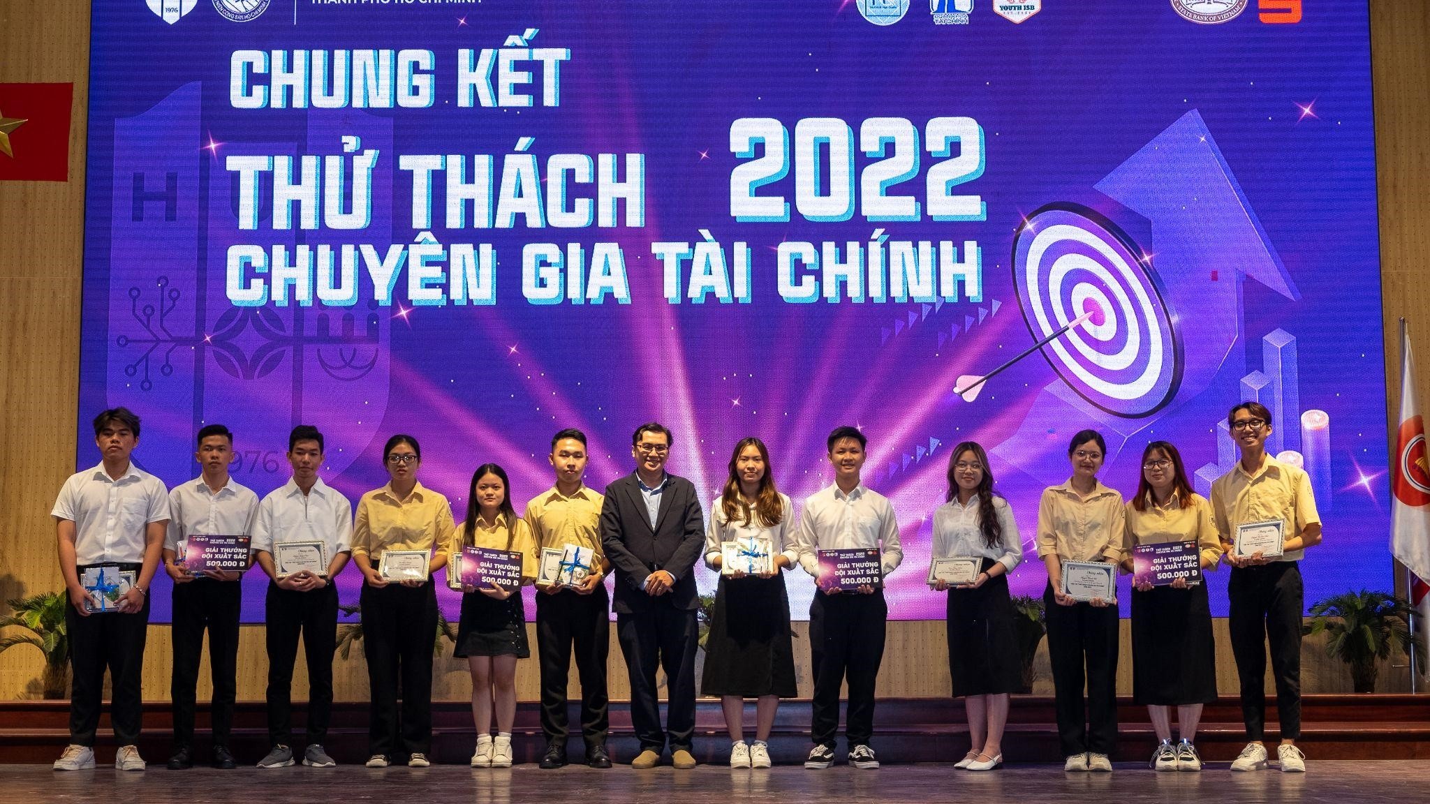 hub nang cao ky nang ta i chi nh cho sinh vien