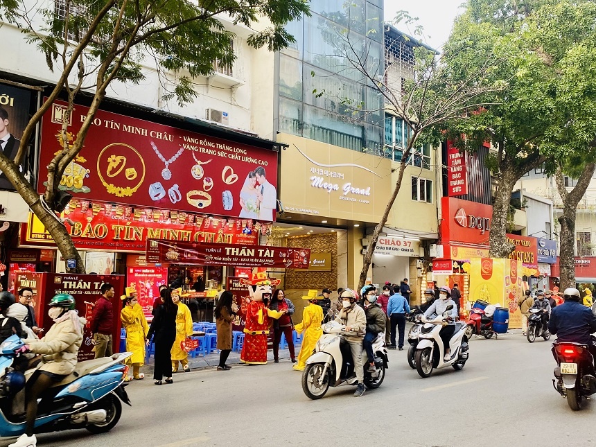 da dang mau ma thuong hieu vang trong ngay via than tai