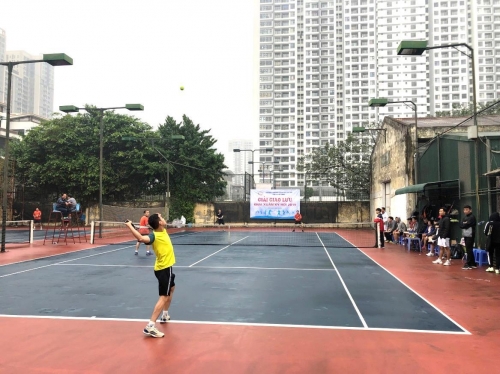 Giao lưu CLB Tennis NHNN TW: Thắm đượm tình đoàn kết Giao lưu CLB Tennis NHNN TW: Thắm đượm tình đoàn kết